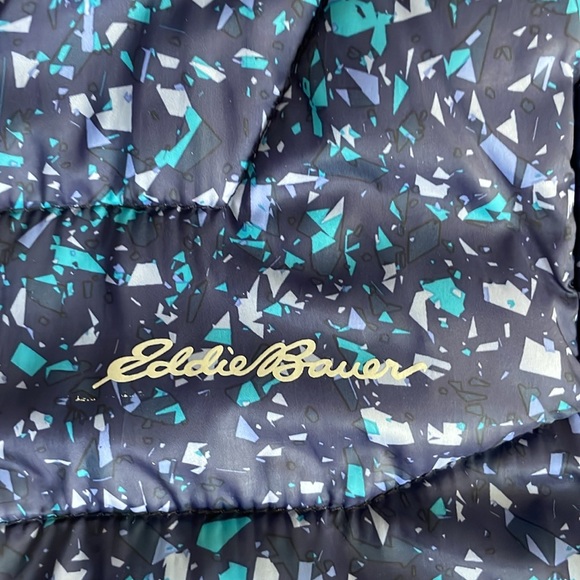 Eddie Bauer Girls reversible fleece puffer size 8/ medium - Picture 7 of 13
